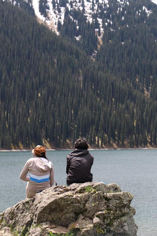 Almaty Backpackersホステル エクステリア 写真