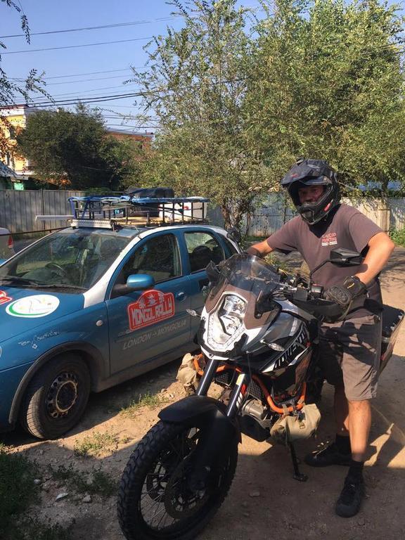 Almaty Backpackersホステル エクステリア 写真
