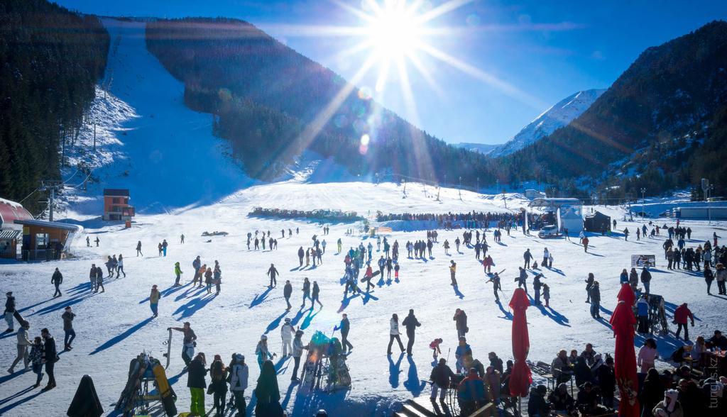 Almaty Backpackersホステル エクステリア 写真